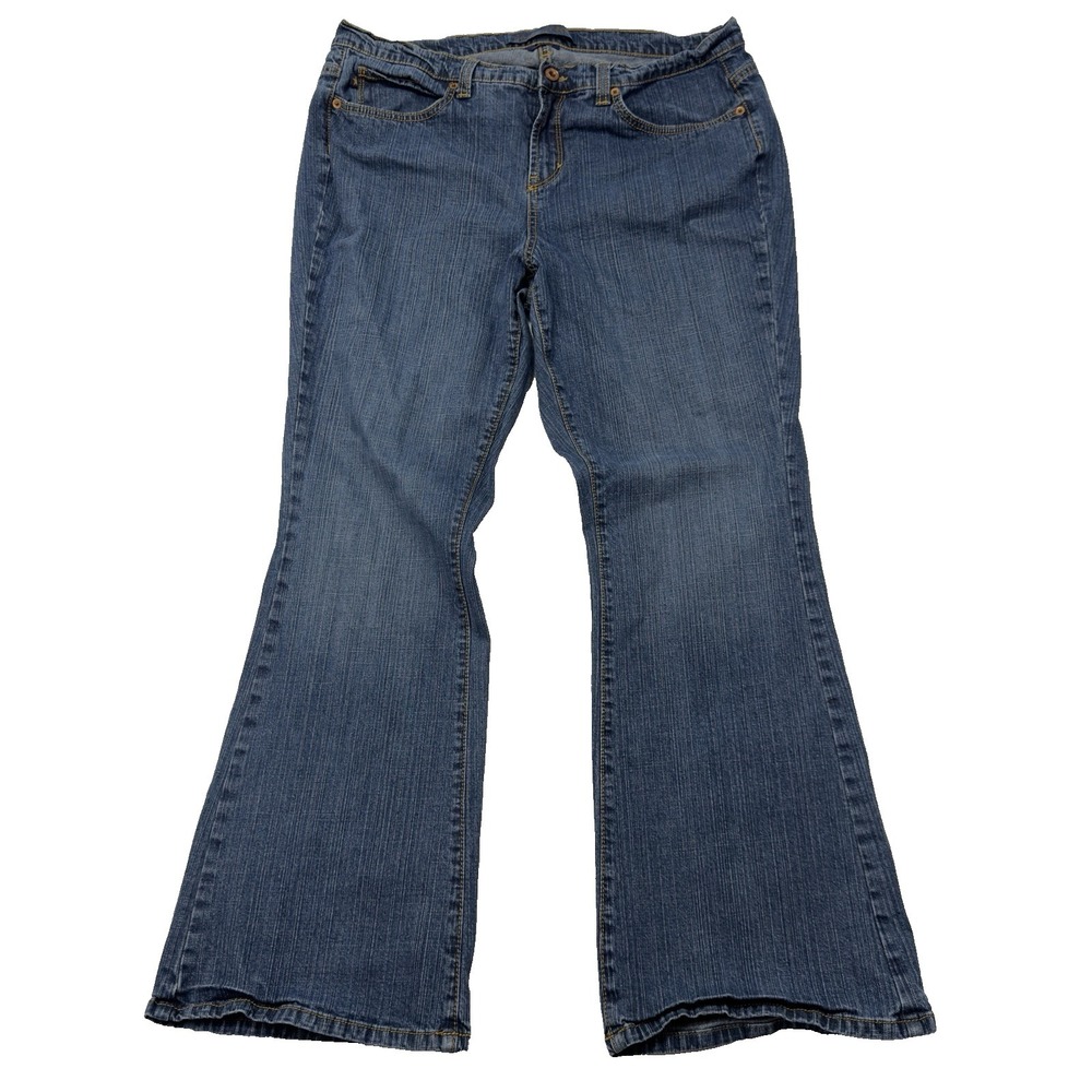 Jeanstar Bootcut Jeans Womens 18W (36x30 Fit) Mid-Rise‎ Medium Blue